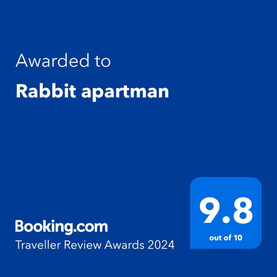 Rabbit Apartman Mosonmagyarovar Ngoại thất bức ảnh